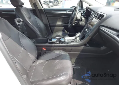 2016 Ford Fusion Titanium Phev из США, поврежденный, VIN 3FA6P0SU9GR235941